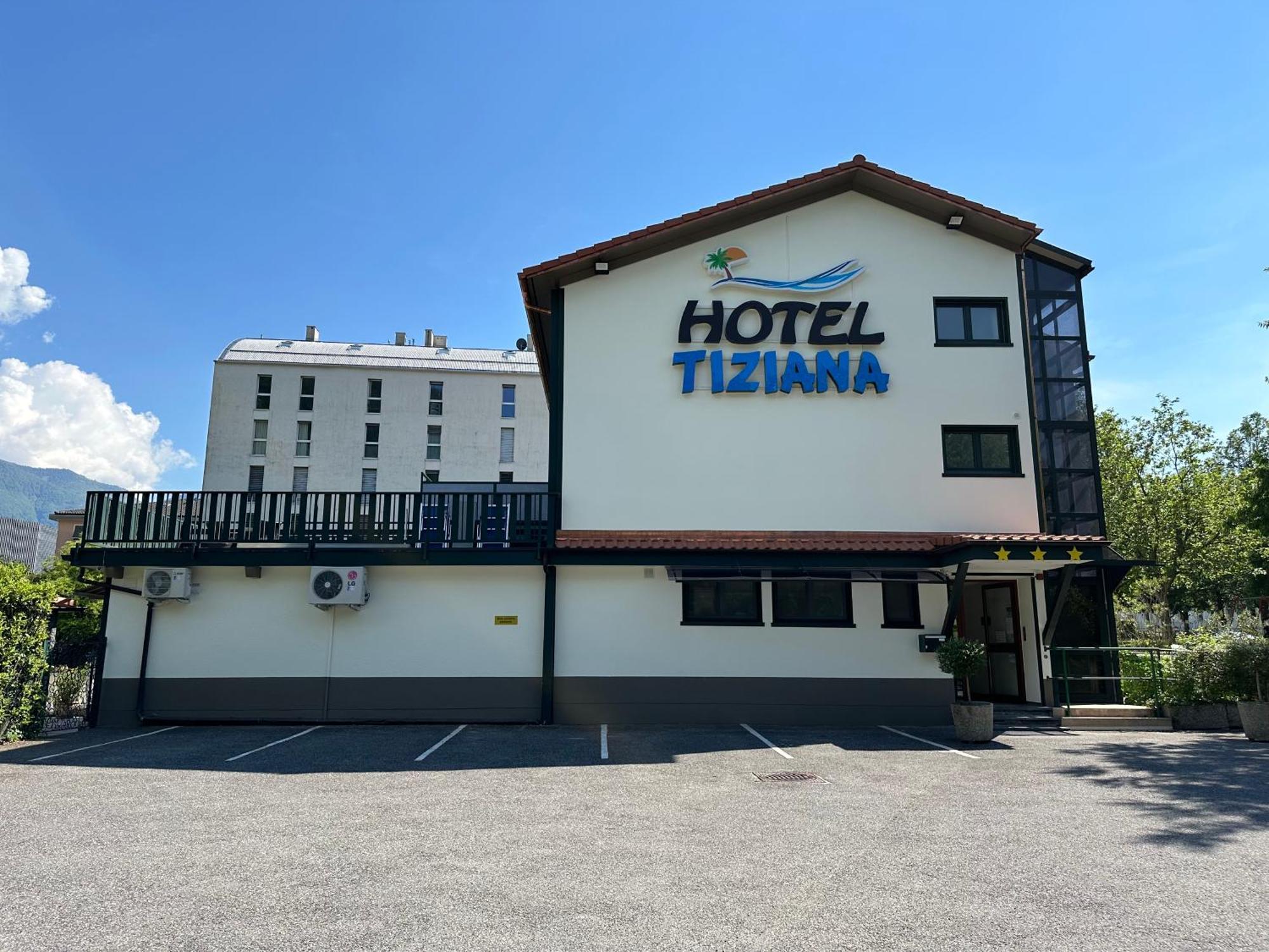 Hotel Tiziana Losone Exterior photo